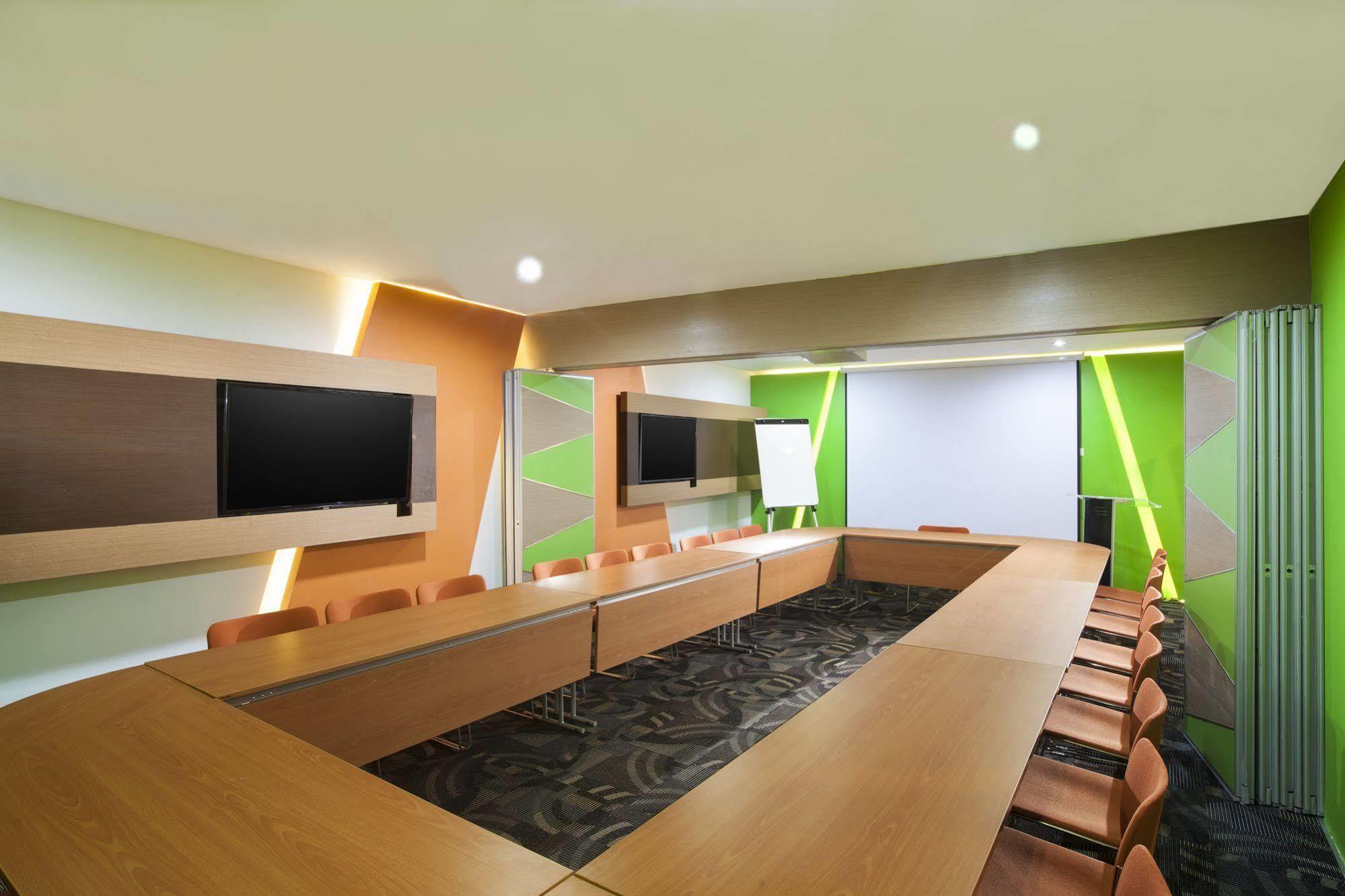 Cordia Hotel Makassar Airport Mandai Dış mekan fotoğraf